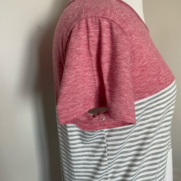 Yunjey Women Short Sleeve Shirt, Medium, multicolors: white, gray & pink - Picture 4 of 10